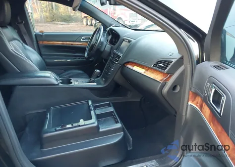 2013 Lincoln Mkt Limo/Hearse z USA, uszkodzony, nr VIN 2L1MJ5LK7DBL55533